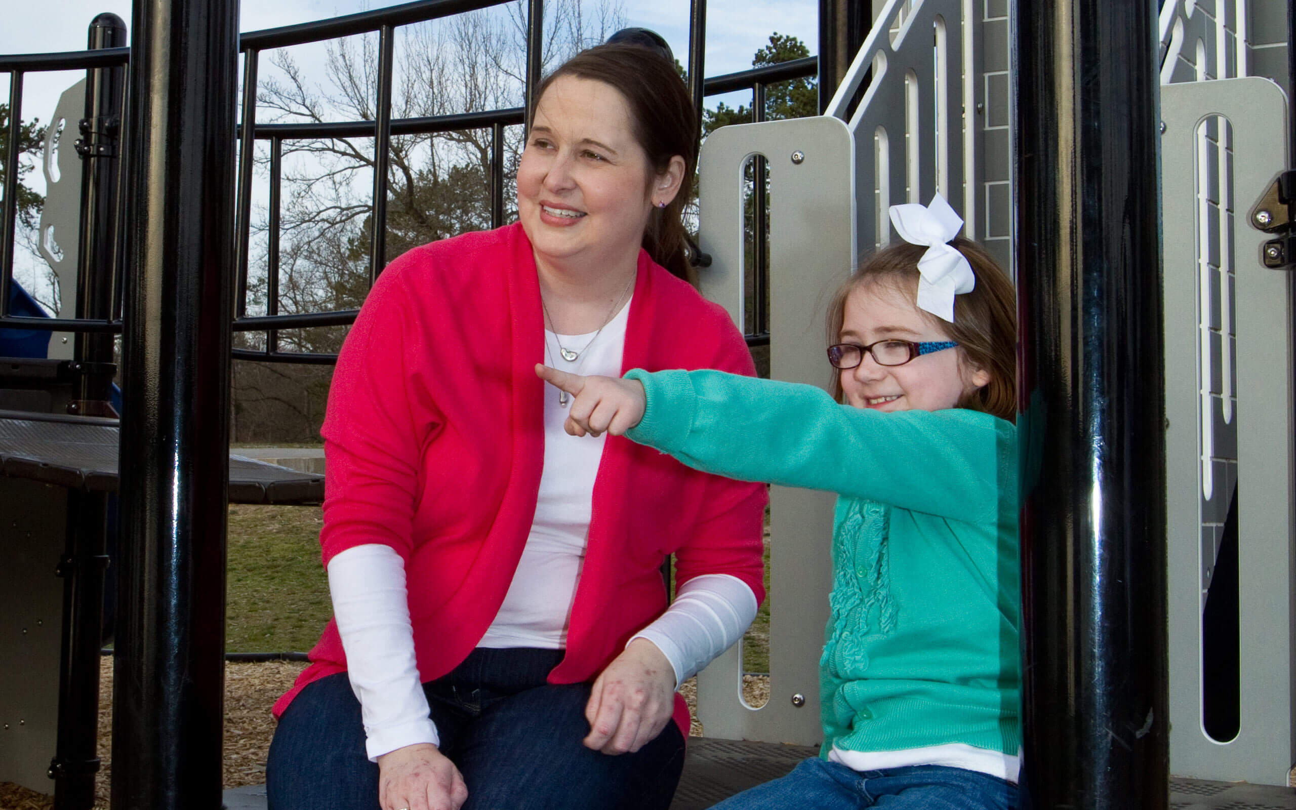 Jill, diagnosed with aHUS at 28 years old, with her daughter